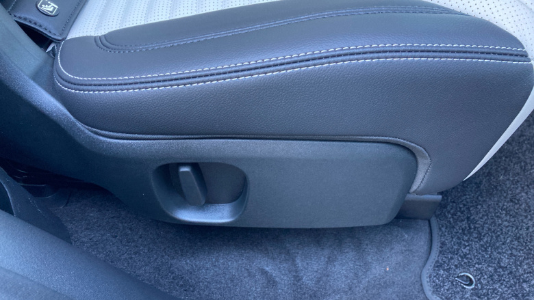 Land Rover Discovery 3.0 D350 Gemini 5dr Auto Diesel Station Wagon